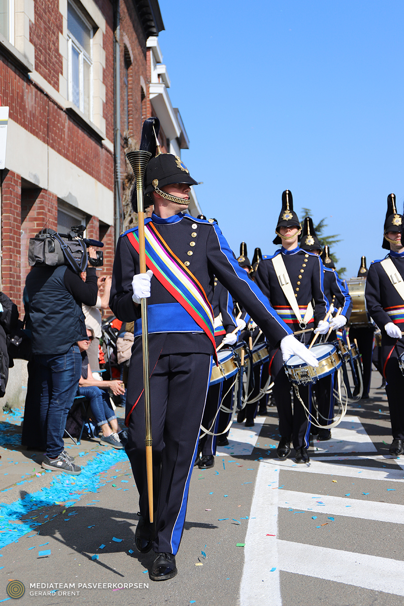 (11) - Halle GRDrent