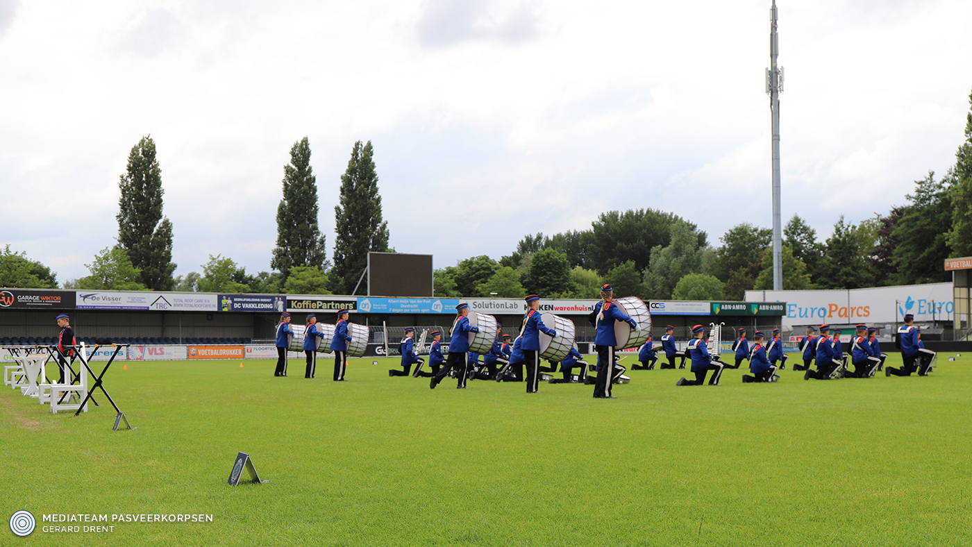 (04) - NK Dordrecht GRDrent